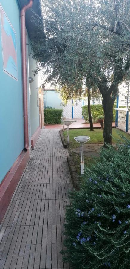 Bed & Breakfast Venezia Marina Di Carrara Esterno foto