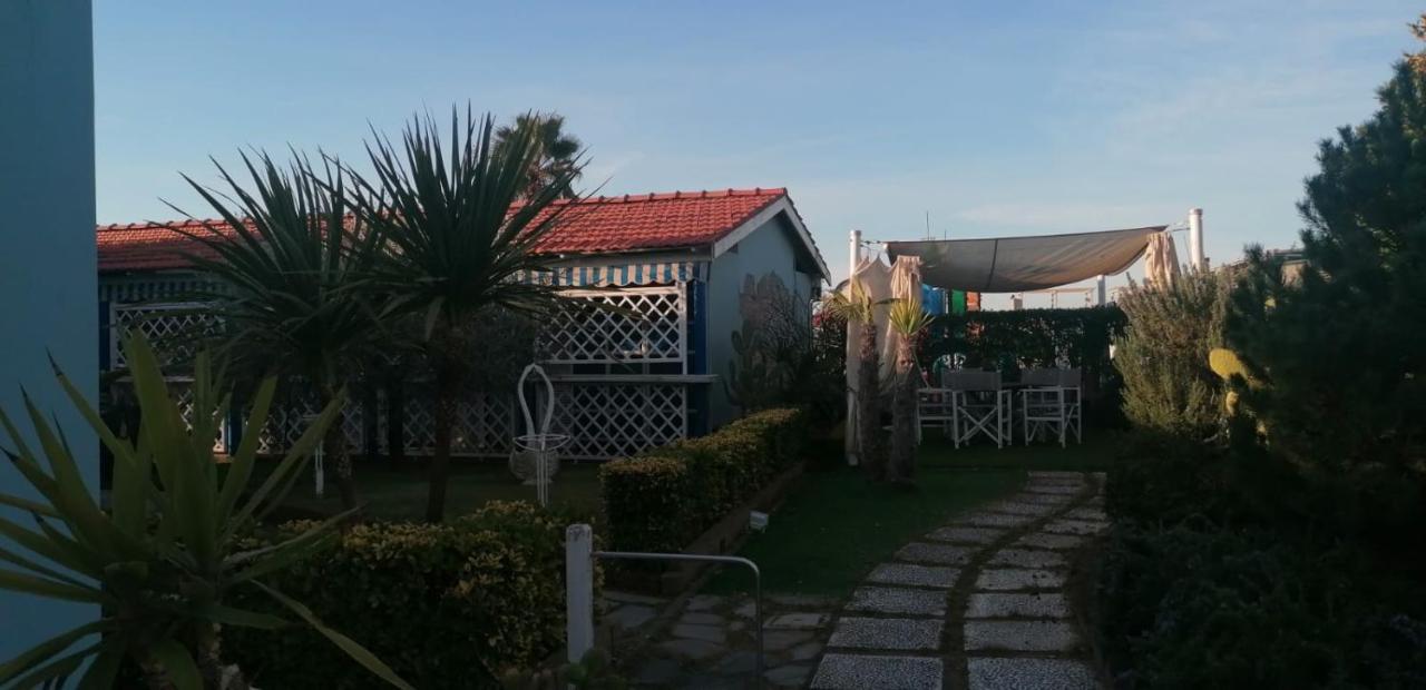 Bed & Breakfast Venezia Marina Di Carrara Esterno foto