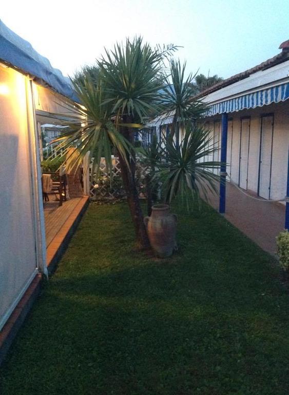 Bed & Breakfast Venezia Marina Di Carrara Esterno foto