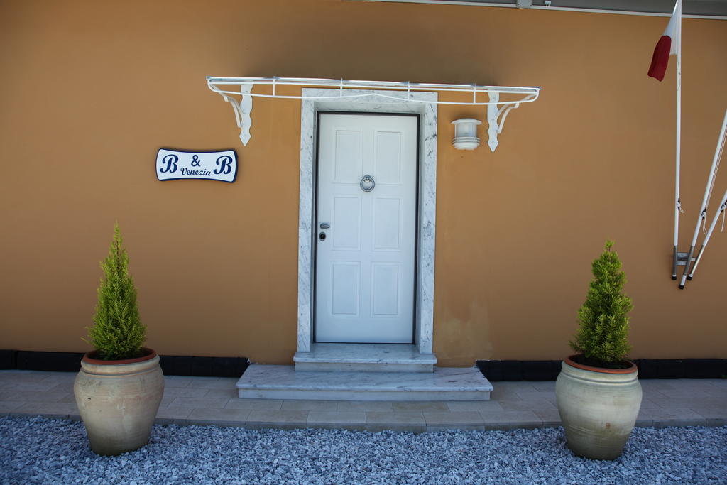 Bed & Breakfast Venezia Marina Di Carrara Esterno foto