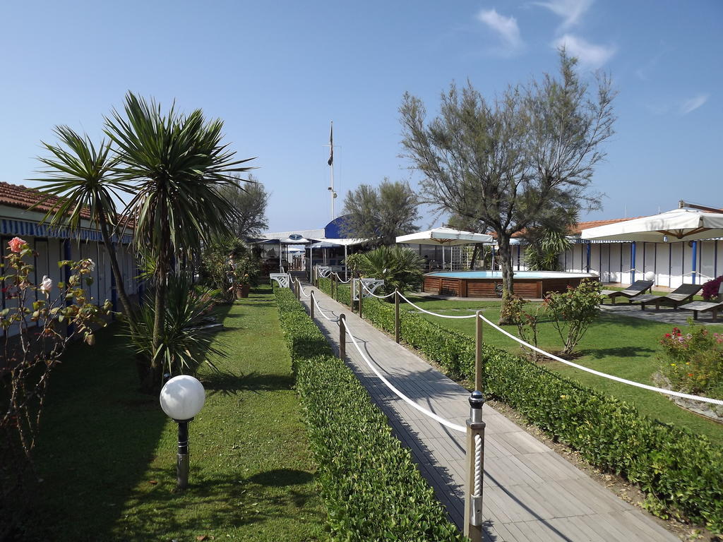 Bed & Breakfast Venezia Marina Di Carrara Esterno foto