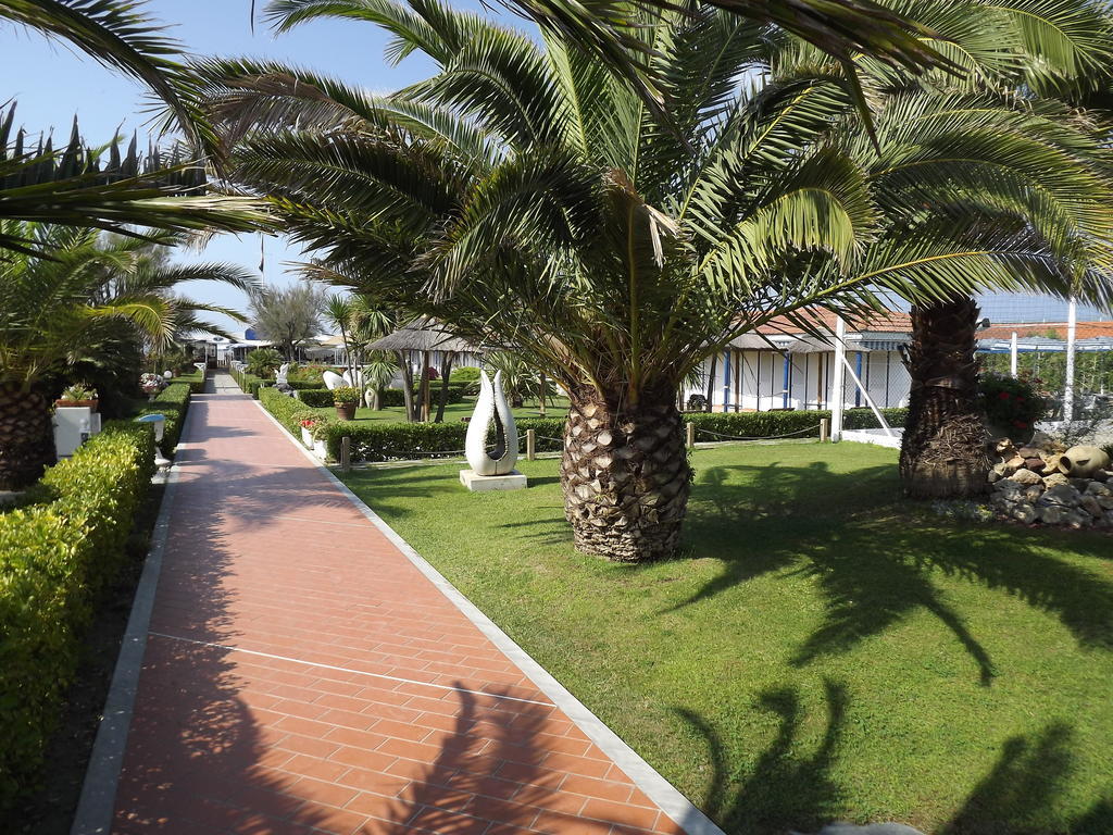 Bed & Breakfast Venezia Marina Di Carrara Esterno foto