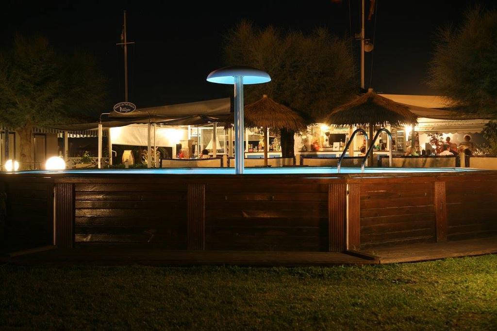 Bed & Breakfast Venezia Marina Di Carrara Esterno foto