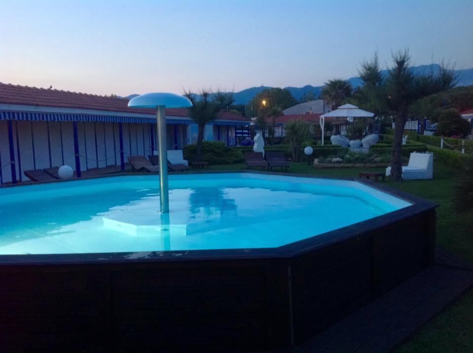 Bed & Breakfast Venezia Marina Di Carrara Esterno foto