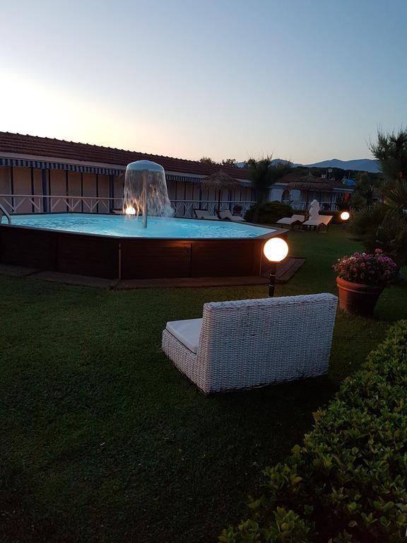 Bed & Breakfast Venezia Marina Di Carrara Esterno foto